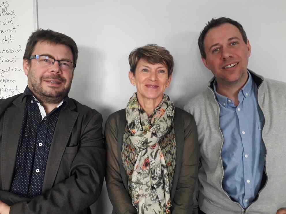 De gauche à droite Gilles Mondon, secrétaire régional de l'UNSA, AuRA, Agnès Naton, secrétaire du Comité Régional CGT AurA et Pierrick Aillard, secrétaire de l'Union régionale interprofessionnelle CFDT AuRA ( photo Enviscope)