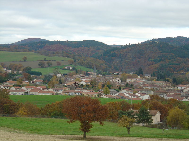 « Petites villes de demain » : le Puy-de-Dôme signe avec la Banque des Territoires pour soutenir 32 communes