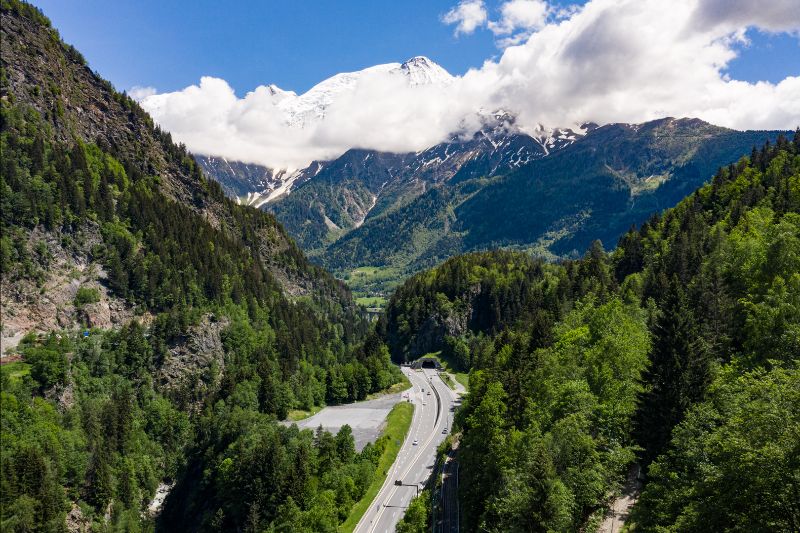Des chaussées à empreinte carbone neutre sur la route du Mont Blanc