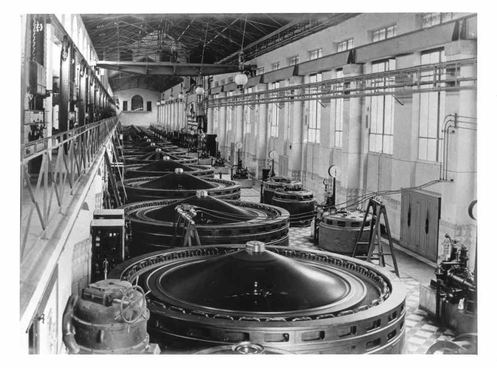 L'ancienne salle des alternateus ( photo EDF)