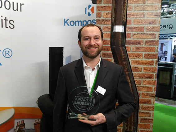 Olivier Dijol, gérant de Kompositube, lauréat du BePositive Award pour sa solution innovante de rénovation des conduits de fumée et de ventilation. ©B.Mortgat - Enviscope