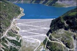 Le barrage de Grandmaison, sur la vallée de l'Eau d'Olle, en Isère ( photo EDF)