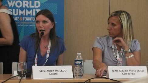 Aileen Mc Leod, ministre de l'Environnement de l'Ecosse et Claudia Maria Terzi, Ministre de l'Environnement, Energie, Développement Durable de Lombardie ( Enviscope.com)