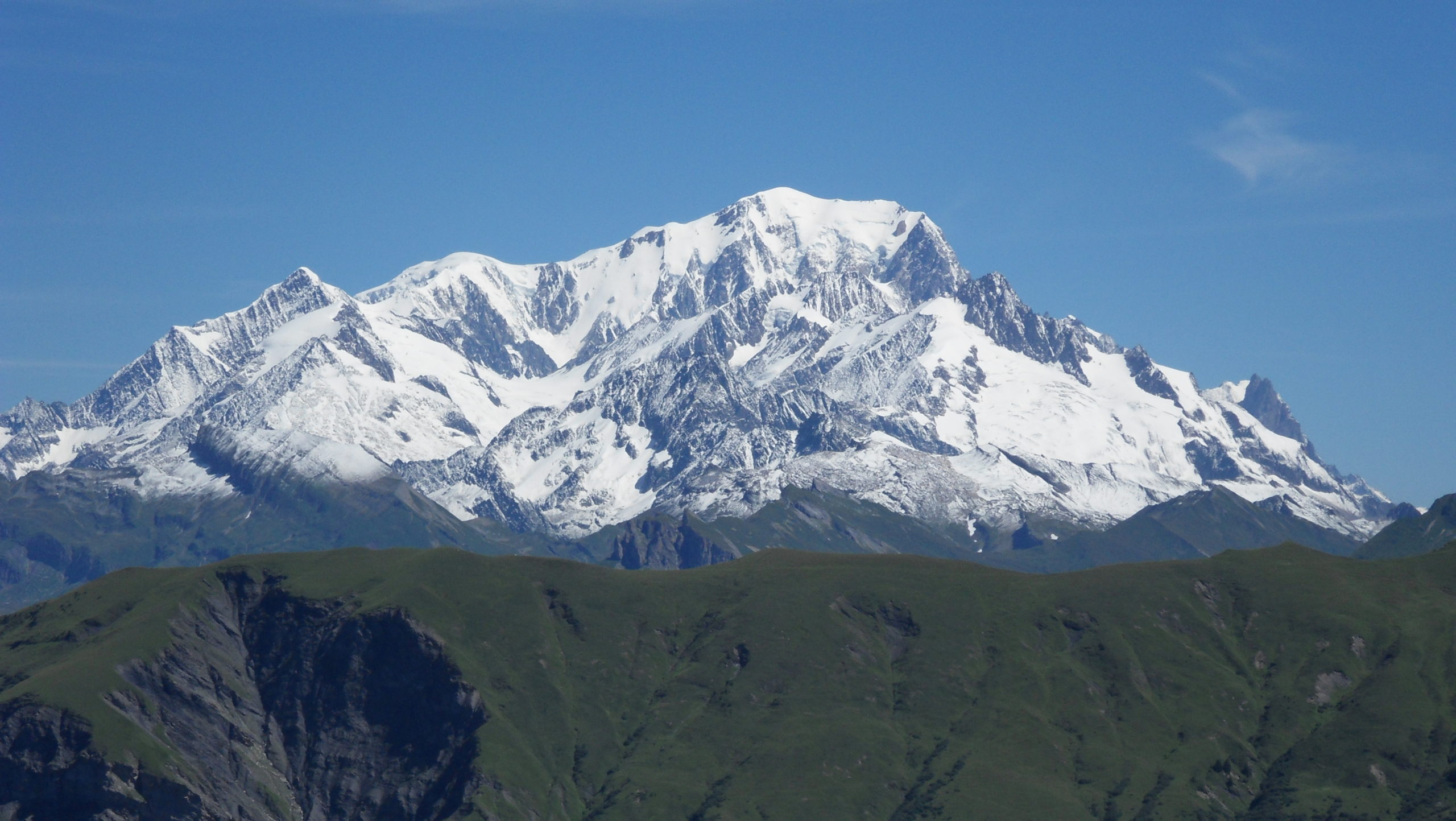 Le Mont Blanc mesure 4807,81 mètres