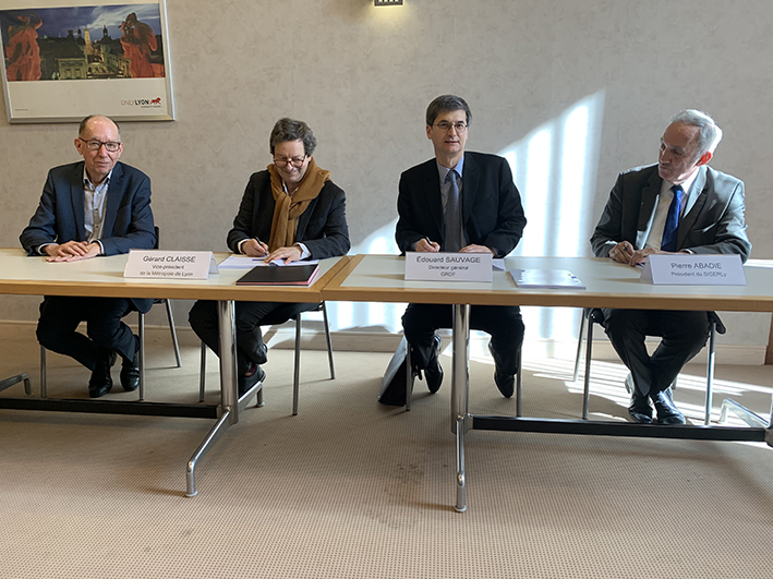 Gaz : concessions renouvelées avec GRDF pour la Métropole de Lyon et le Sigerly