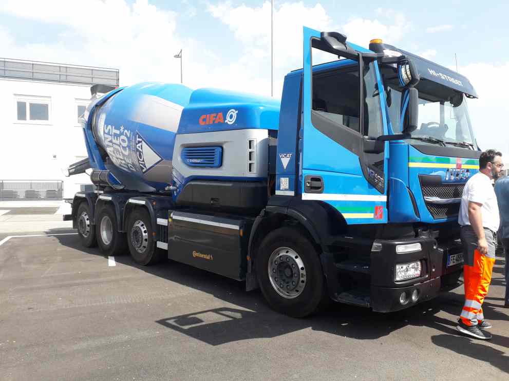 Le camion Oxygène de Vicat, présenté sur Transpolis ( Enviscope)