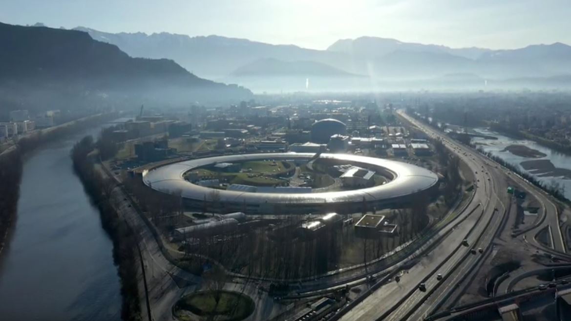 1600 expériences pour la première année du nouveau Synchrotron européen